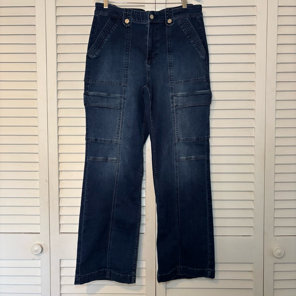 White House Black Market Women’s Extra High Rise Cargo Wide Leg Jeans Size 14 - Picture 2 of 12